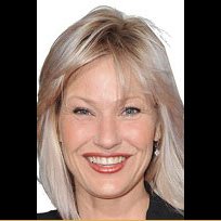 Џои Лорен Адамс Joey Lauren Adams